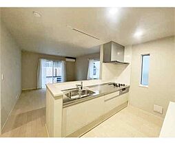 ハーベスト十番館 101 1階2LDKのリビング/ダイニング