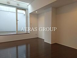 カスタリア市ヶ谷 104 地下1階1Kのリビング/ダイニング