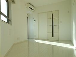 ガーラ・シティ王子 8階1Kのリビング/ダイニング