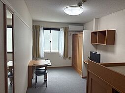 レオパレスカメリア 2階1Kのリビング/ダイニング