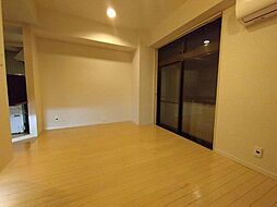 ミキビルタイプオー 2階ワンルームのリビング/ダイニング