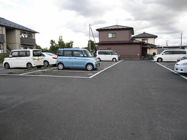 4 / 4