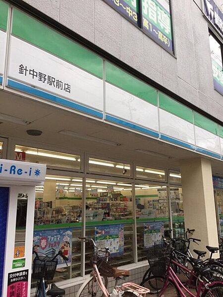 画像23:ファミリーマート駒川中野店 93m