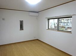 ゆいの木杉田 2階1Kのリビング/ダイニング