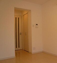 京急本線 新馬場駅 徒歩4分の賃貸マンション 3階1Kのリビング/ダイニング