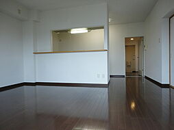 カルム千里山土井Ａ棟 2階2SLDKの室内