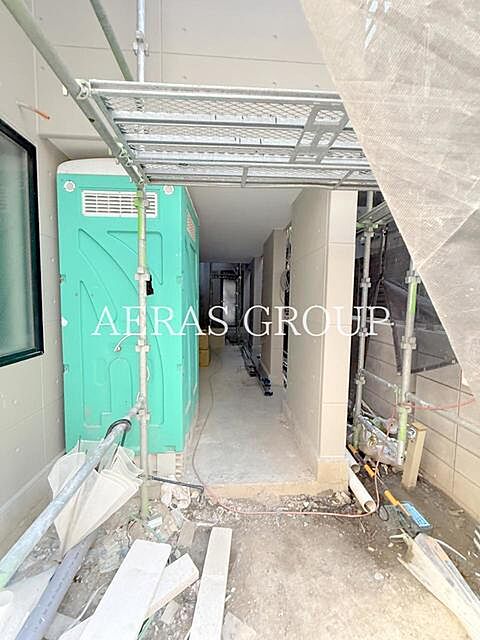16 / 21