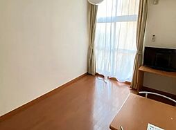 レオパレスアイリスコート 1階1Kのリビング/ダイニング