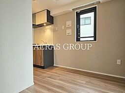 グランカーサ四谷 201 2階1DKのリビング/ダイニング