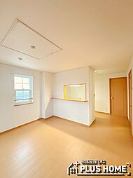 フォレスタ・高松　II 2階2LDKのリビング/ダイニング