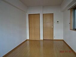 京急本線 新馬場駅 徒歩4分の賃貸マンション 2階1Kのリビング/ダイニング