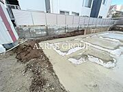 建設中
