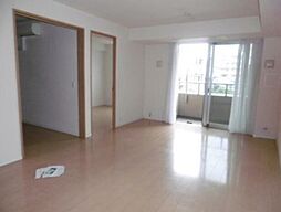 フューズ・コート175 5階2SLDKのリビング/ダイニング