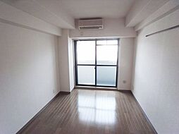 京急本線 新馬場駅 徒歩5分の賃貸マンション 6階ワンルームのリビング/ダイニング