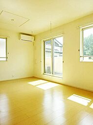 オラーンジェ 2階2LDKのリビング/ダイニング