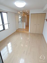 JR阪和線 鳳駅 徒歩3分の賃貸マンション 4階1Kのリビング/ダイニング