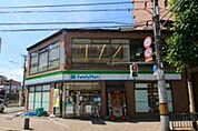 ファミリーマート四条御前店 252m