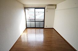 グランドール21 2階1Kのリビング/ダイニング