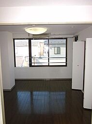 リバティースクウェア 3階1DKのリビング/ダイニング