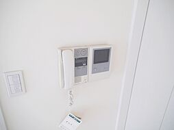 オートロック連動のＴＶモニタ付インターフォン！