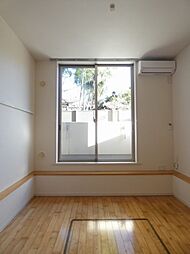 ルネス カシーラ 1階ワンルームのリビング/ダイニング