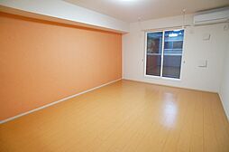 カーサ デ フローレ 2階1LDKのリビング/ダイニング