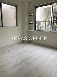 ヴィラ・コクシネル 1階ワンルームのリビング/ダイニング