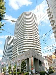 2 / 8
