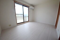 多摩都市モノレール 大塚・帝京大学駅 徒歩23分の賃貸アパート 2階1Kのリビング/ダイニング