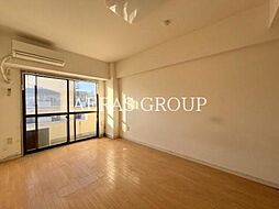 アルカディア21 4階1Kのリビング/ダイニング