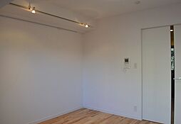 クレイシア世田谷船橋 4階1Kのリビング/ダイニング