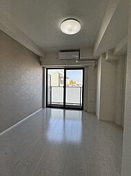 プライムガーデン赤塚 502 5階1Kのリビング/ダイニング