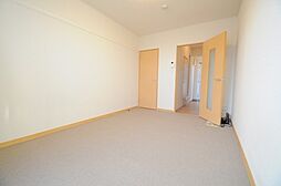 レオパレスオネスト 2階1Kのリビング/ダイニング