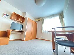 レオパレスコル レオニス II 2階1Kのリビング/ダイニング