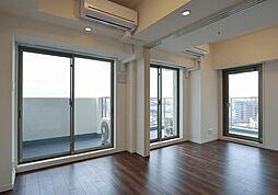 JR京浜東北・根岸線 大井町駅 徒歩4分の賃貸マンション 13階1LDKのリビング/ダイニング