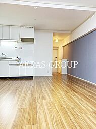 グリーンハイツ 1階1LDKのリビング/ダイニング