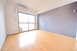 プレステージ橋本 305 3階ワンルームのリビング/ダイニング