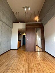 ALIVE 3階1Kのリビング/ダイニング