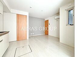 オリーブ津田沼 1階1LDKのリビング/ダイニング