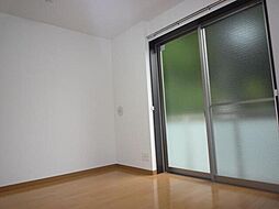 JR中央線 三鷹駅 バス12分 諏訪神社前下車 徒歩2分の賃貸アパート 2階ワンルームのリビング/ダイニング