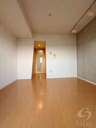 セレニテ桃谷 10階1Kのリビング/ダイニング