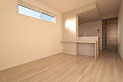 プレミアステイツH 207 2階1LDKのリビング/ダイニング