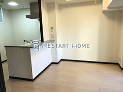 エステムプラザ神戸三宮ルクシア 9階1SLDKのリビング/ダイニング