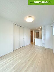 シャングリラII 1階1LDKのリビング/ダイニング