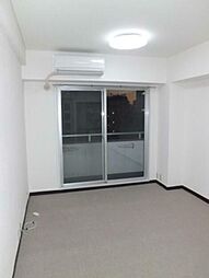 シルキーハイツ九段南2号館 7階ワンルームのリビング/ダイニング