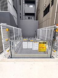 21 / 30