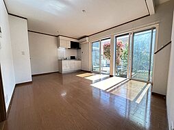 JR横浜線 橋本駅 徒歩13分の賃貸テラスハウス 2LDKのリビング/ダイニング