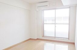 スカイコート東京ベイ・東雲 4階1Kのリビング/ダイニング