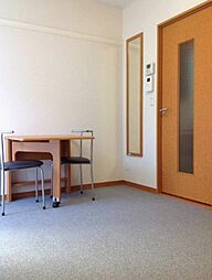 レオパレス玉川ソレイユ 3階1Kのリビング/ダイニング