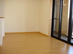 Ｔｈｒｅｅ−Ｇｏｏｄ2 202 2階1LDKのリビング/ダイニング